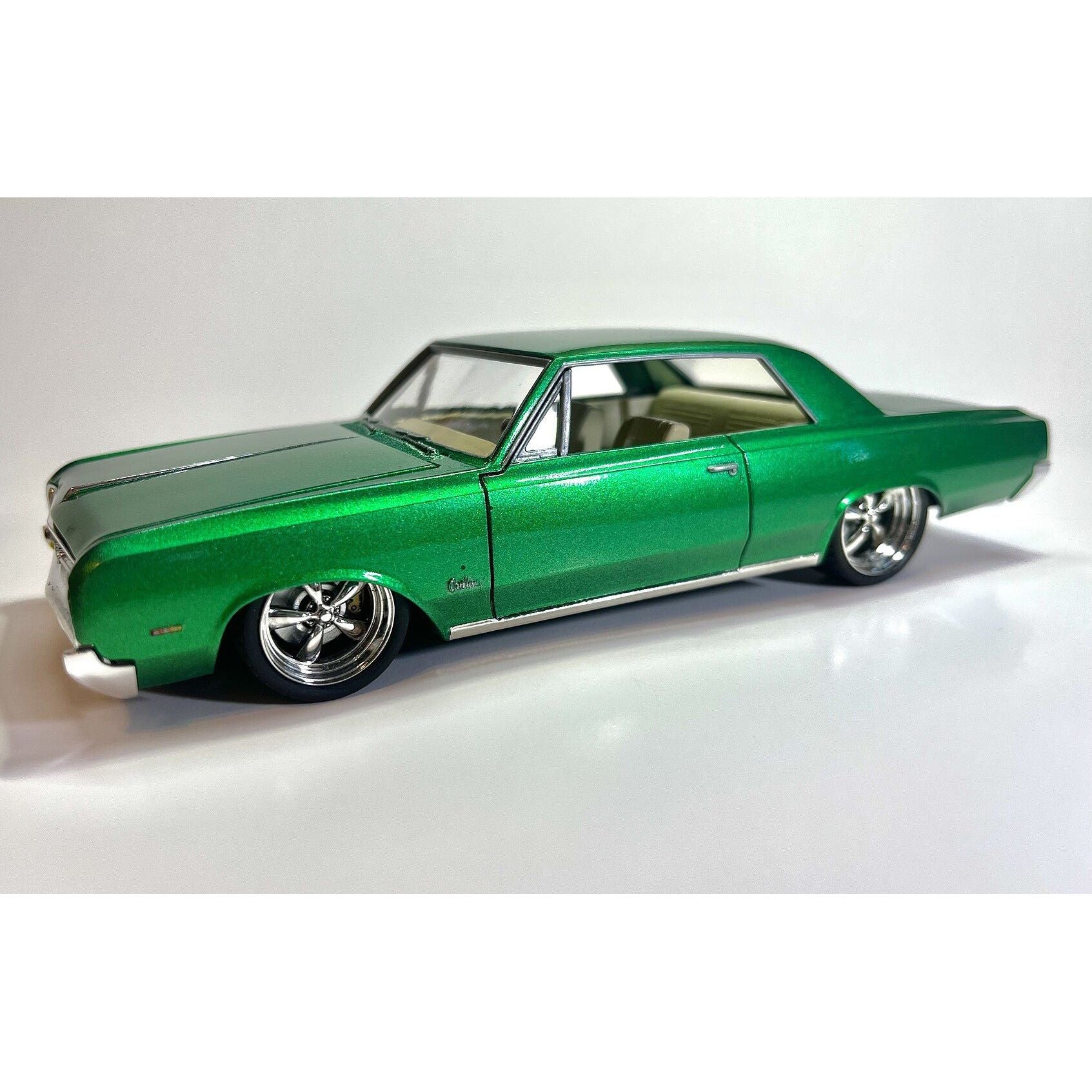 AMT 1/25 1964 Oldsmobile Cutlass 442 Hardtop