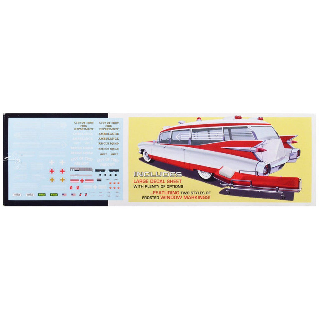 AMT 1395 1/25 1959 Cadillac Ambulance with Gurney