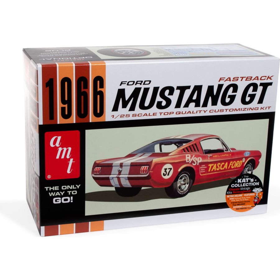 AMT 1966 Ford Mustang Fastback 2+2 1/25 Scale Model Kit