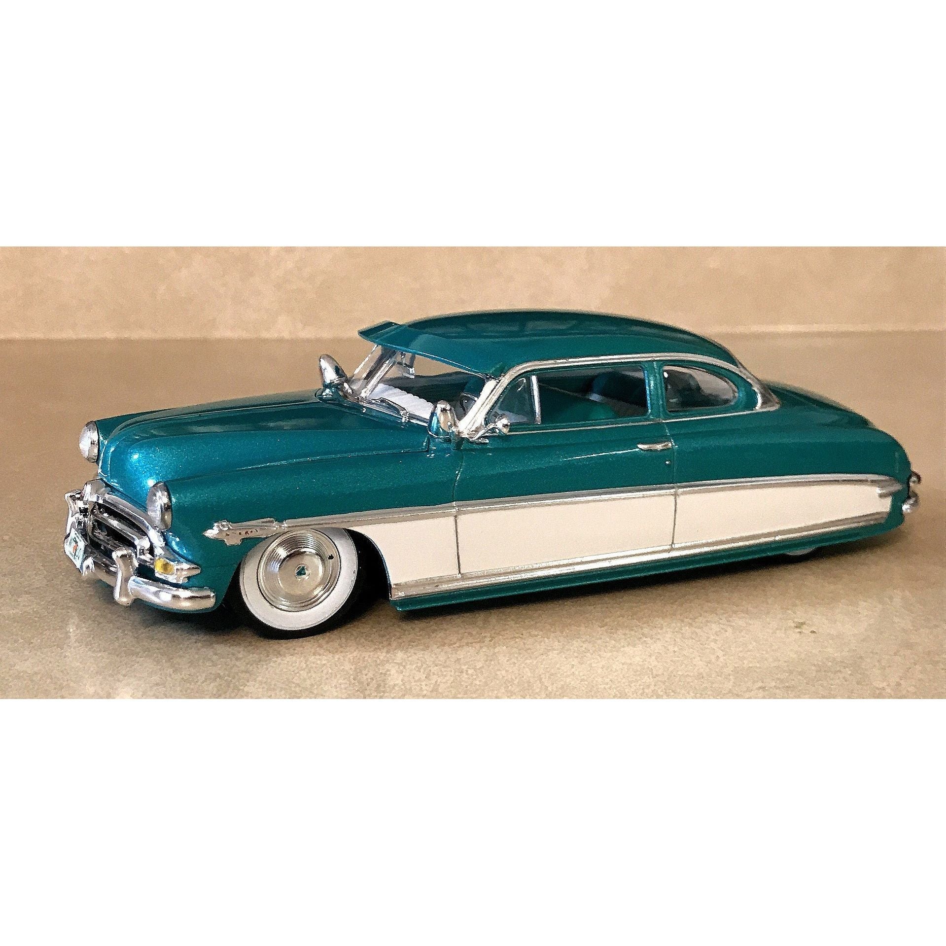 Moebius #1200 1953 Hudson Hornet 1/25 scale