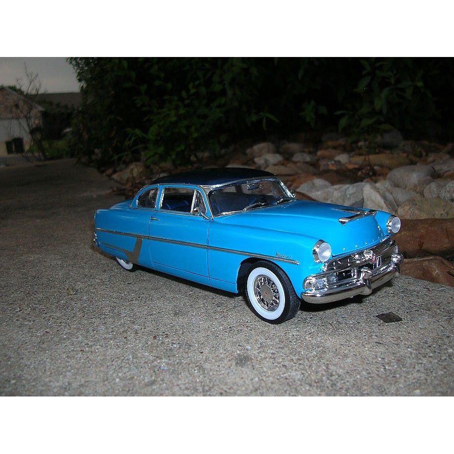 Moebius Model 1/25 Scale 1984 Hudson Hornet Coupe