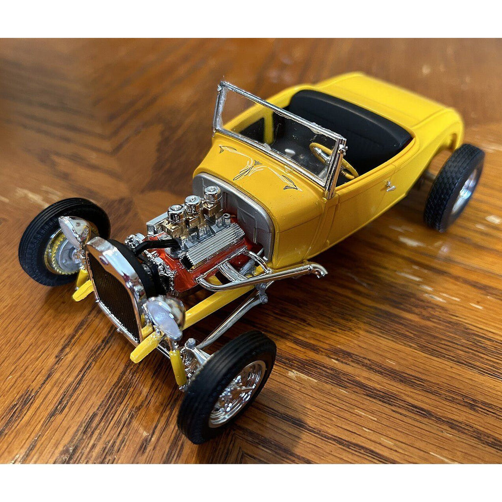 Revell 1929 Model A Roadster 2'N1 Scale 1/25 model kit