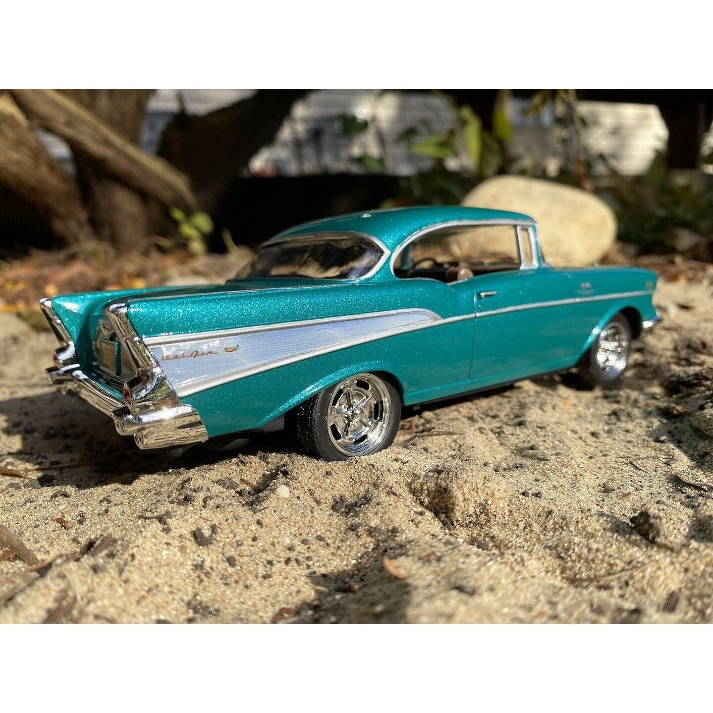 Revell 1957 CHEVY BEL AIR Snap 1/25 Scale Model Kit