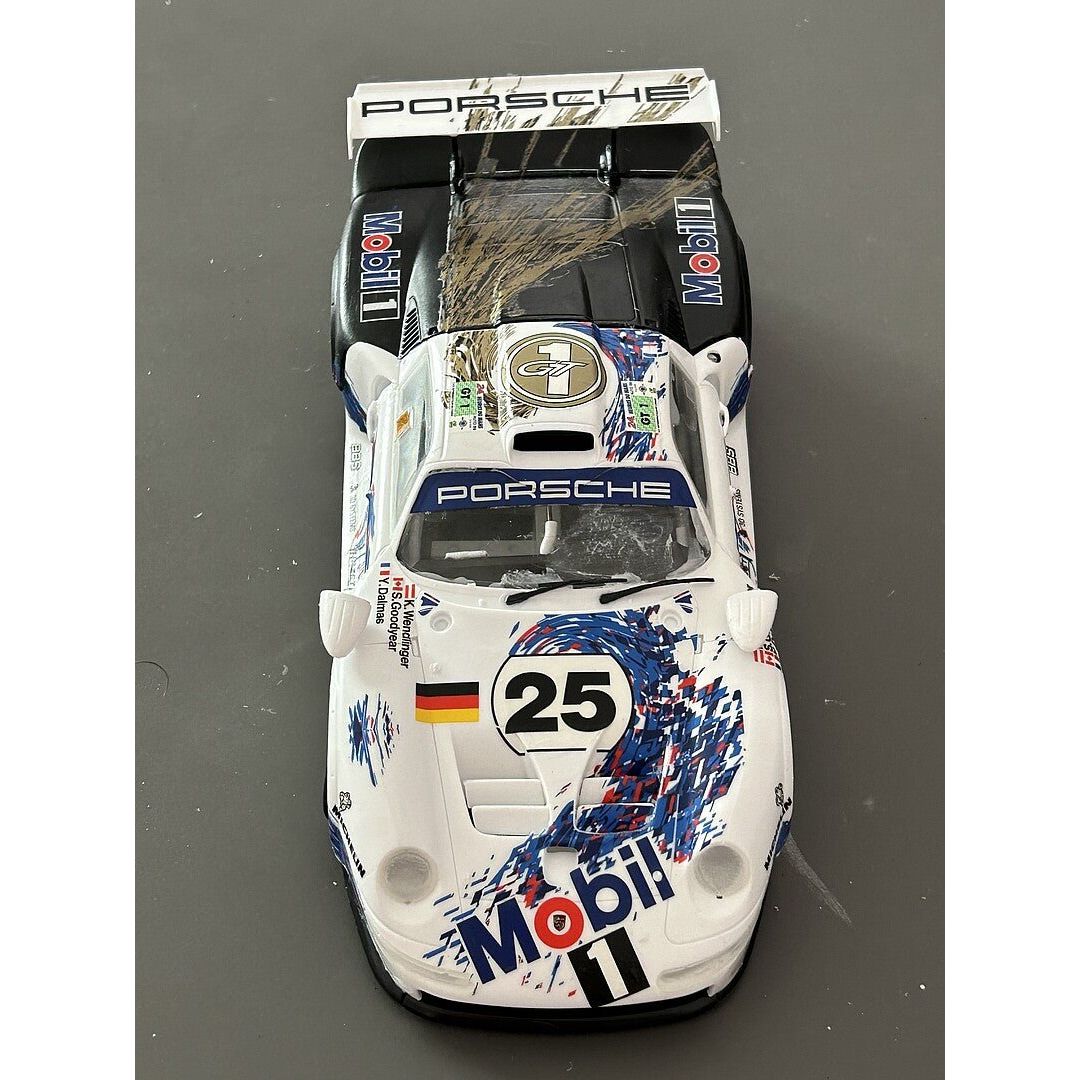 Tamiya 1/24 Porsche 911 GT1